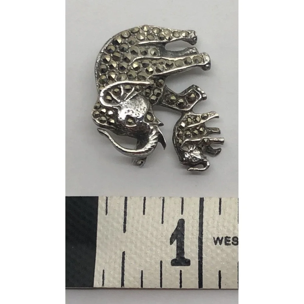 Vintage 925 Sterling Silver ELEPHANT & BABY PIN‎ Authentic Marcasite Gemstones